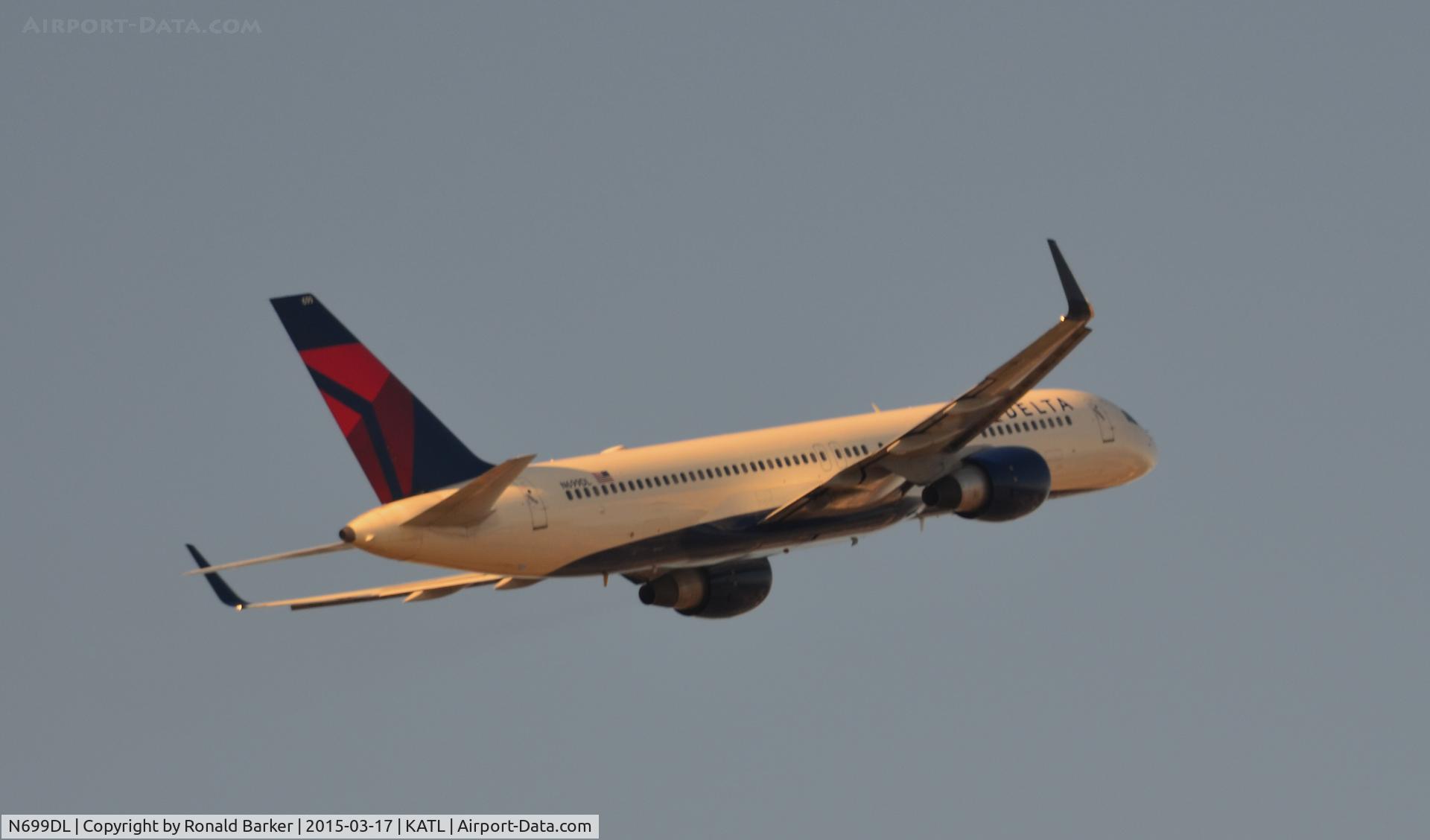 N699DL, 1999 Boeing 757-232 C/N 29970, Departure Atlanta
