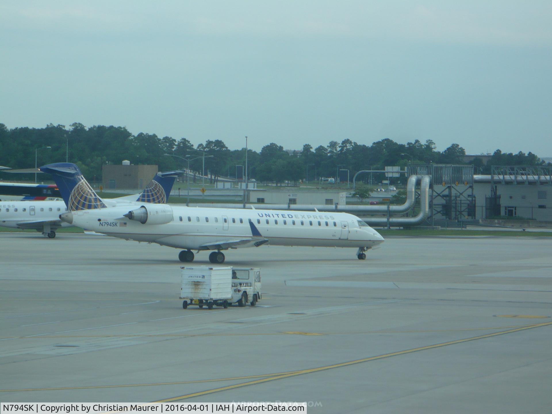N794SK, 2010 Bombardier CRJ-702ER (CL-600-2C10) Regional Jet C/N 10298, SkyWest CRJ-700LR