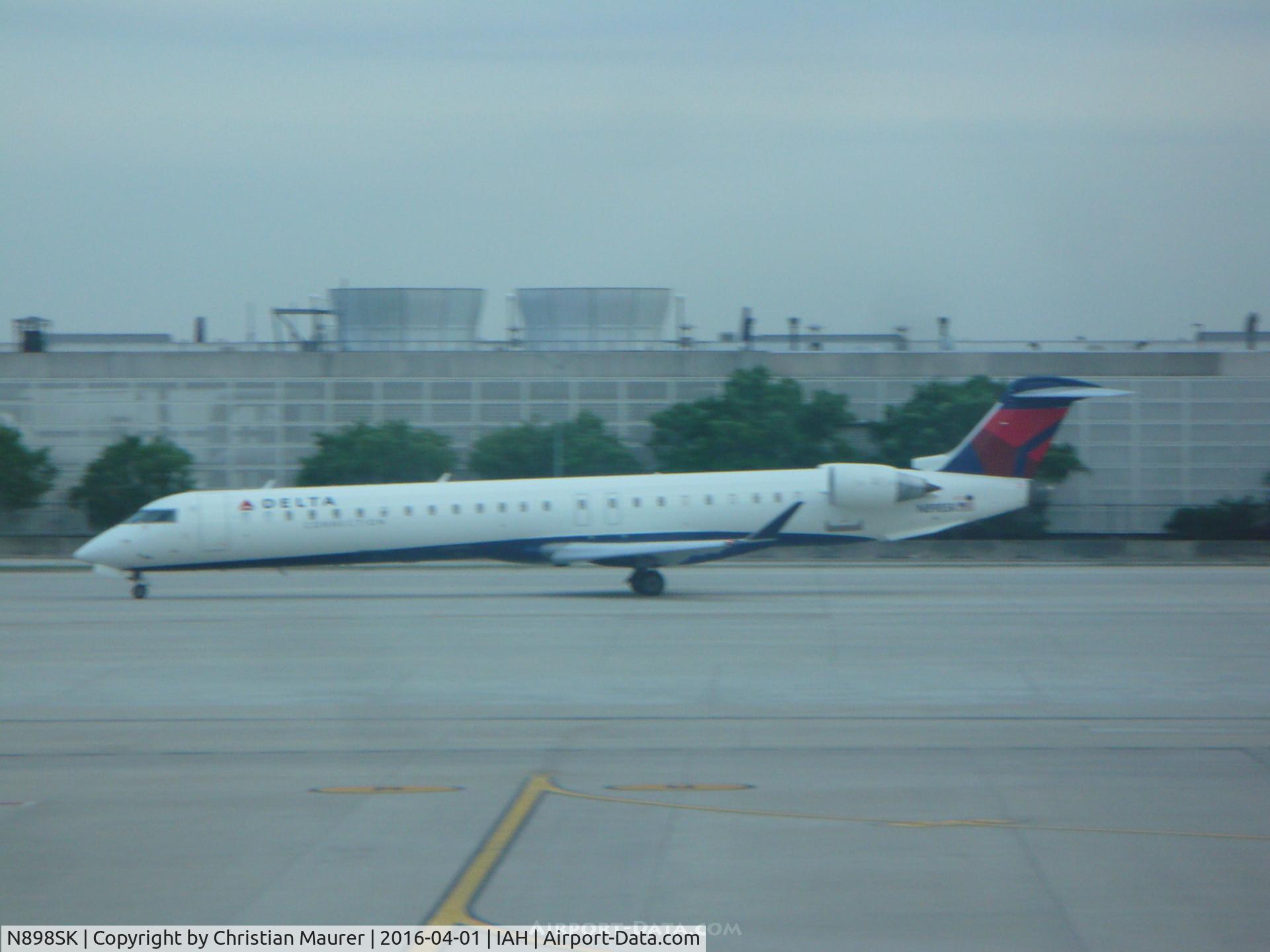 N898SK, 2007 Bombardier CRJ-900 (CL-600-2D24) C/N 15110, Fast Delta Skywest CRJ7