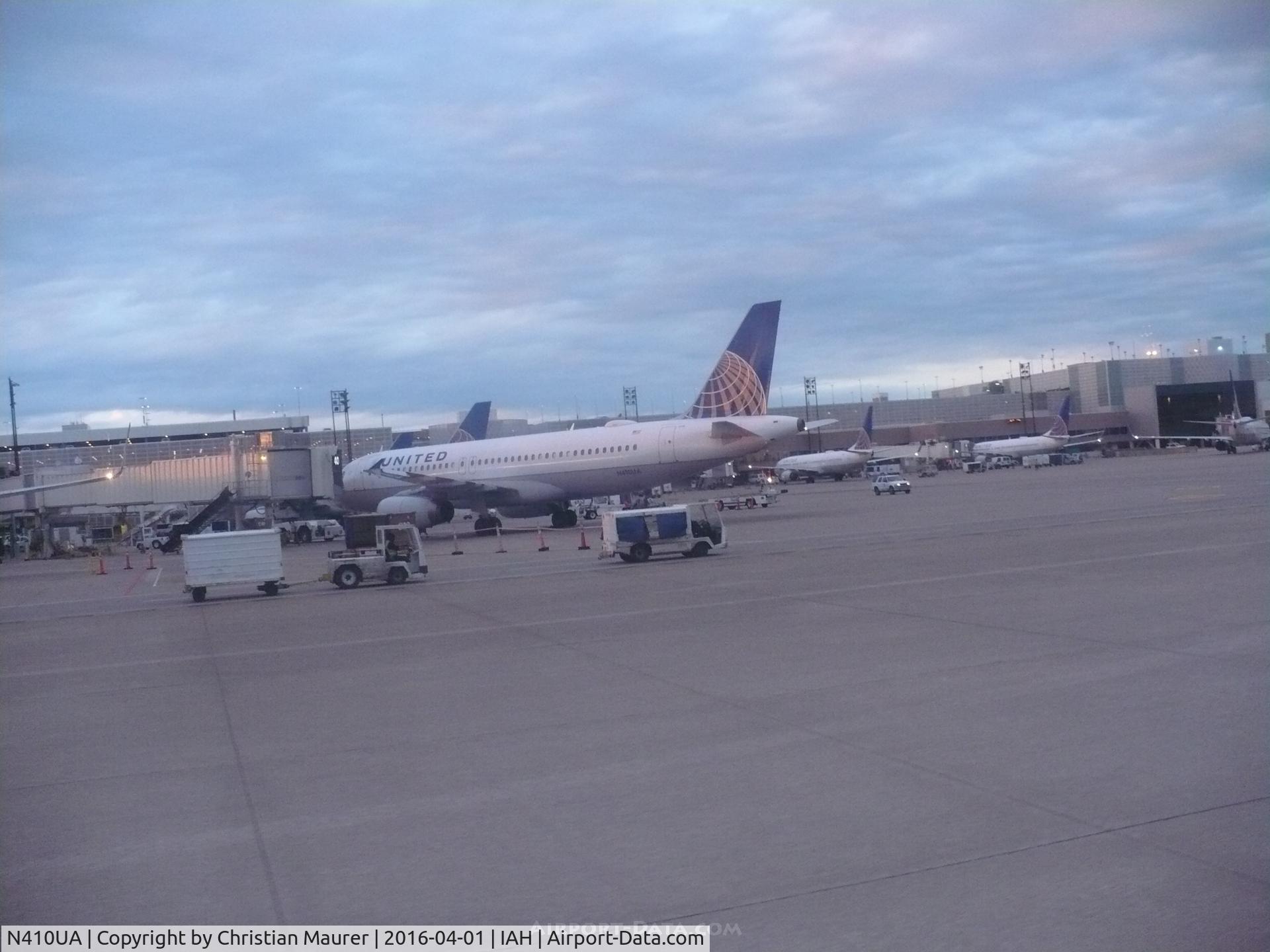 N410UA, 1994 Airbus A320-232 C/N 463, Airbus A320-232