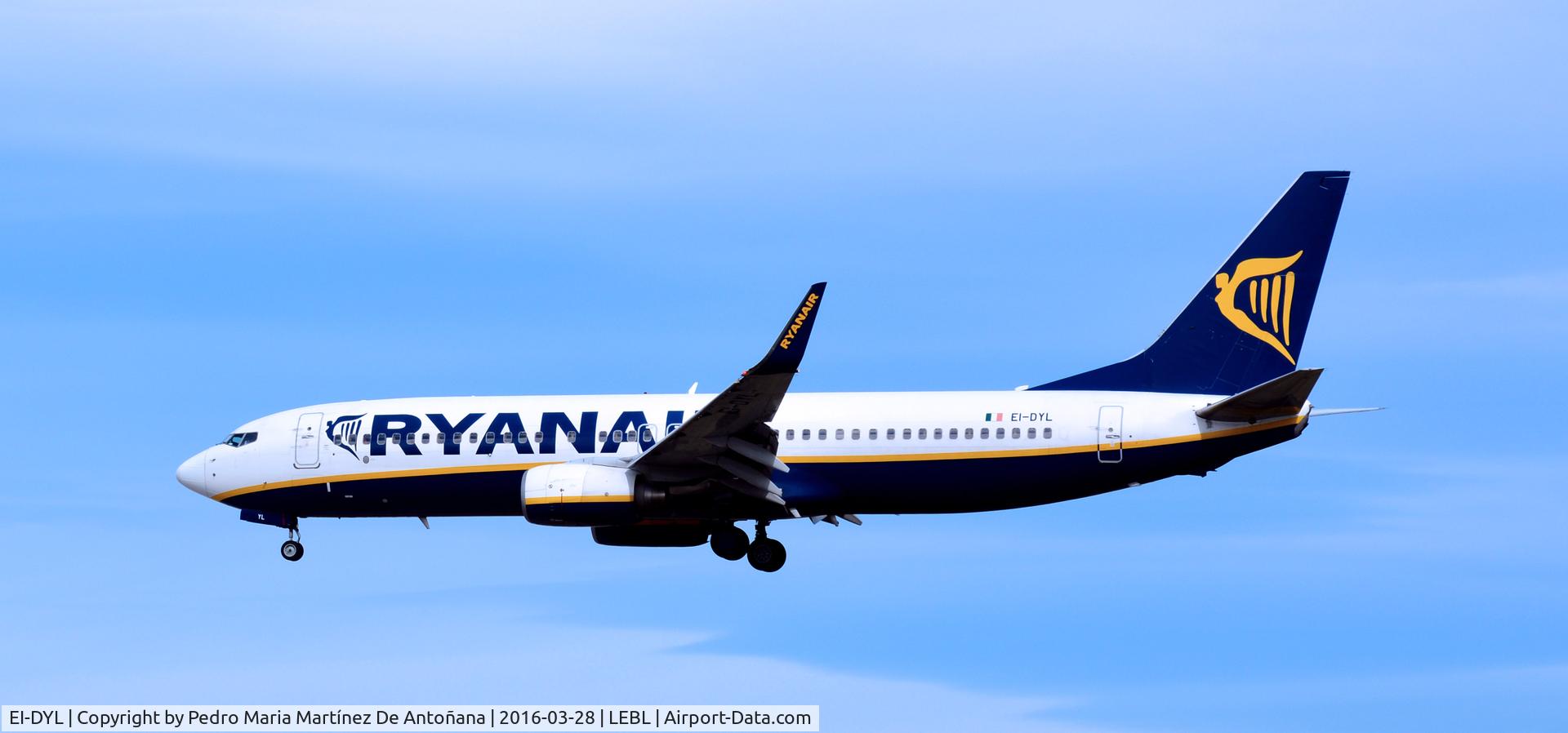 EI-DYL, 2008 Boeing 737-8AS C/N 36574, El Prat -  Barcelona  -  España