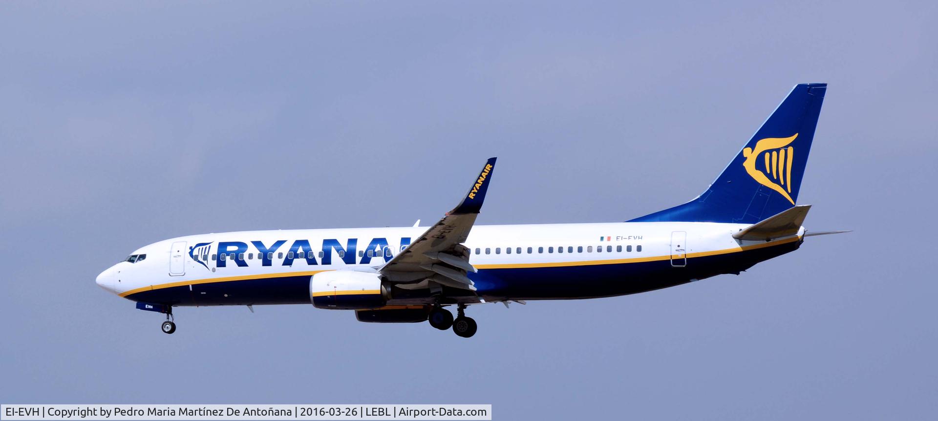 EI-EVH, 2012 Boeing 737-8AS C/N 40290, El Prat -  Barcelona  -  España