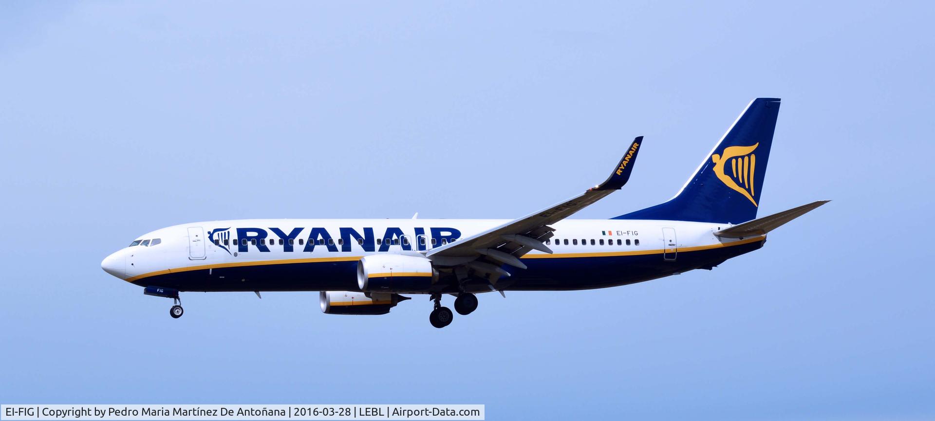 EI-FIG, 2015 Boeing 737-8AS C/N 44698, El Prat -  Barcelona  -  España