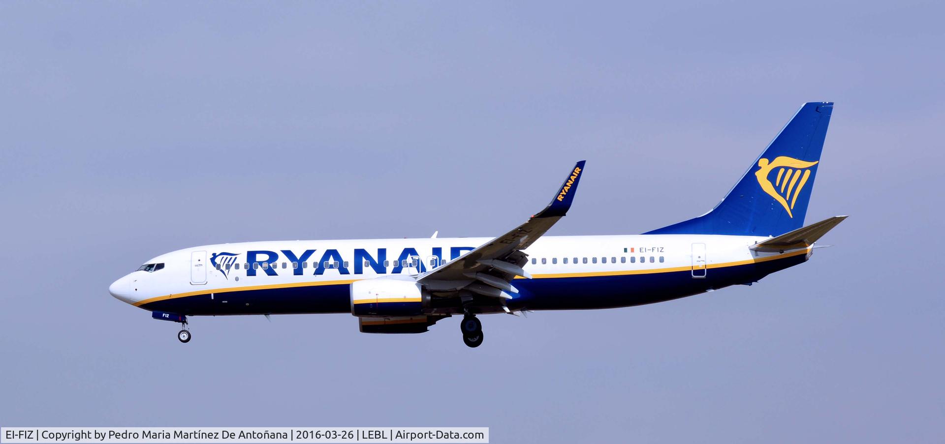 EI-FIZ, 2015 Boeing 737-8AS C/N 44709, El Prat -  Barcelona  -  España