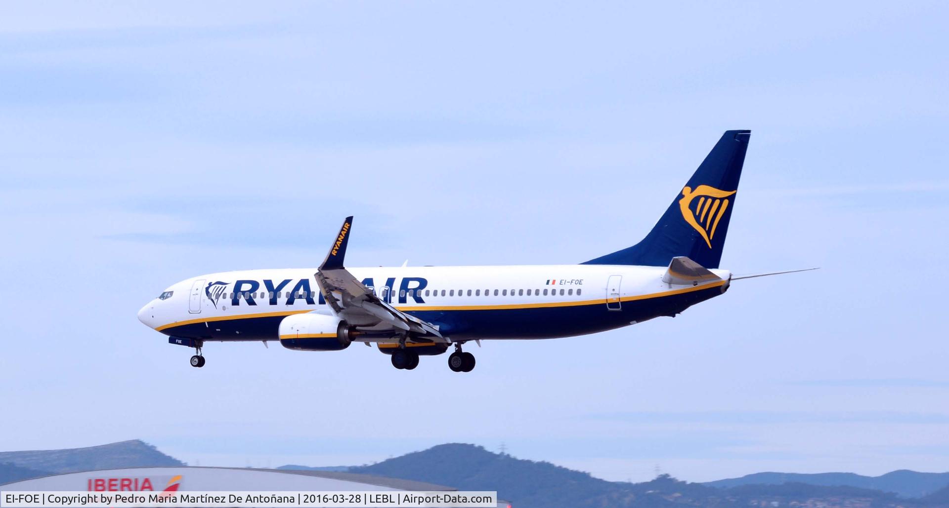 EI-FOE, 2016 Boeing 737-8AS C/N 44713, El Prat -  Barcelona  -  España