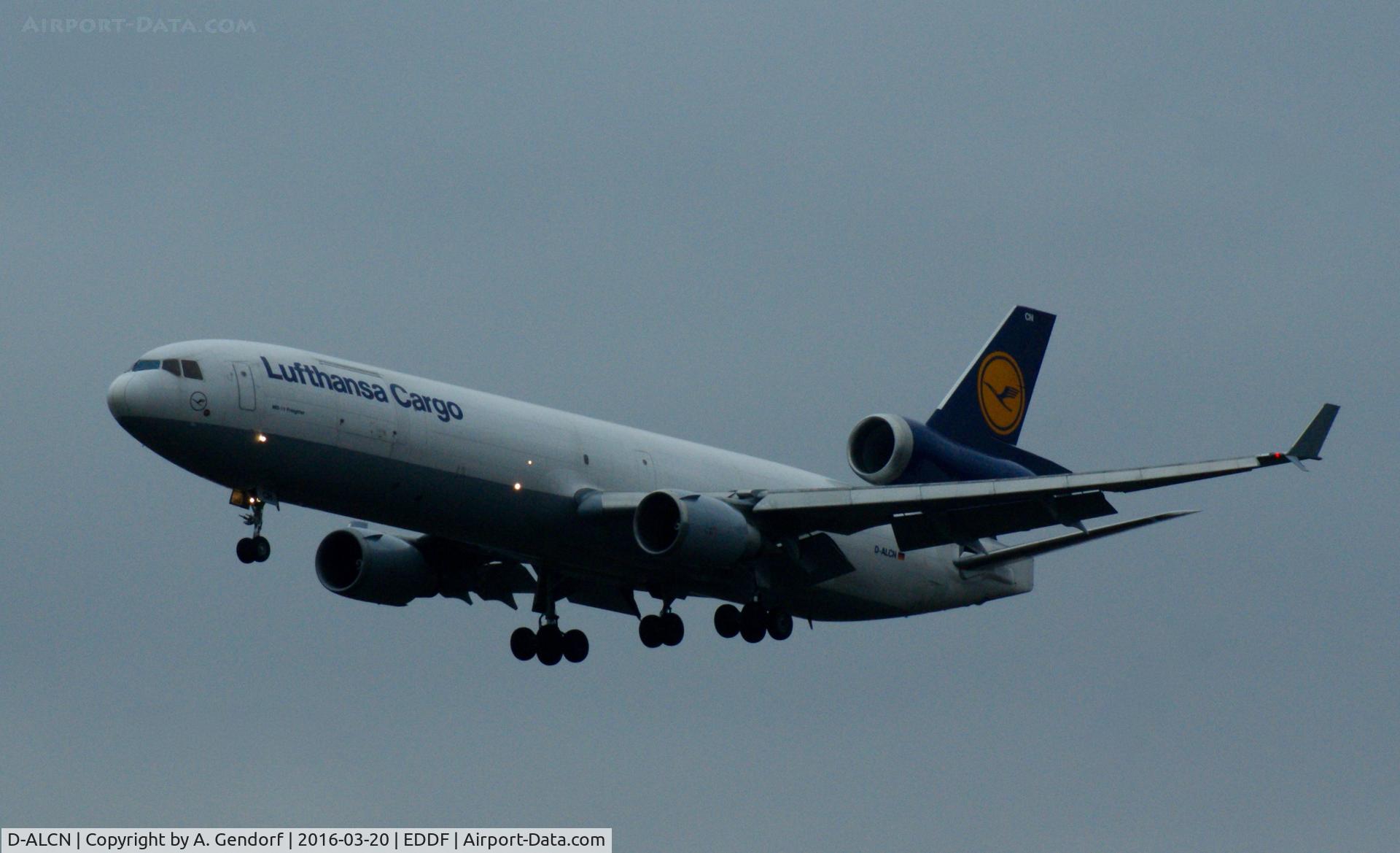 D-ALCN, 2001 McDonnell Douglas MD-11F C/N 48806, Lufthansa Cargo, seen here on finals for it's homebase Frankfurt Rhein/Main(EDDF)