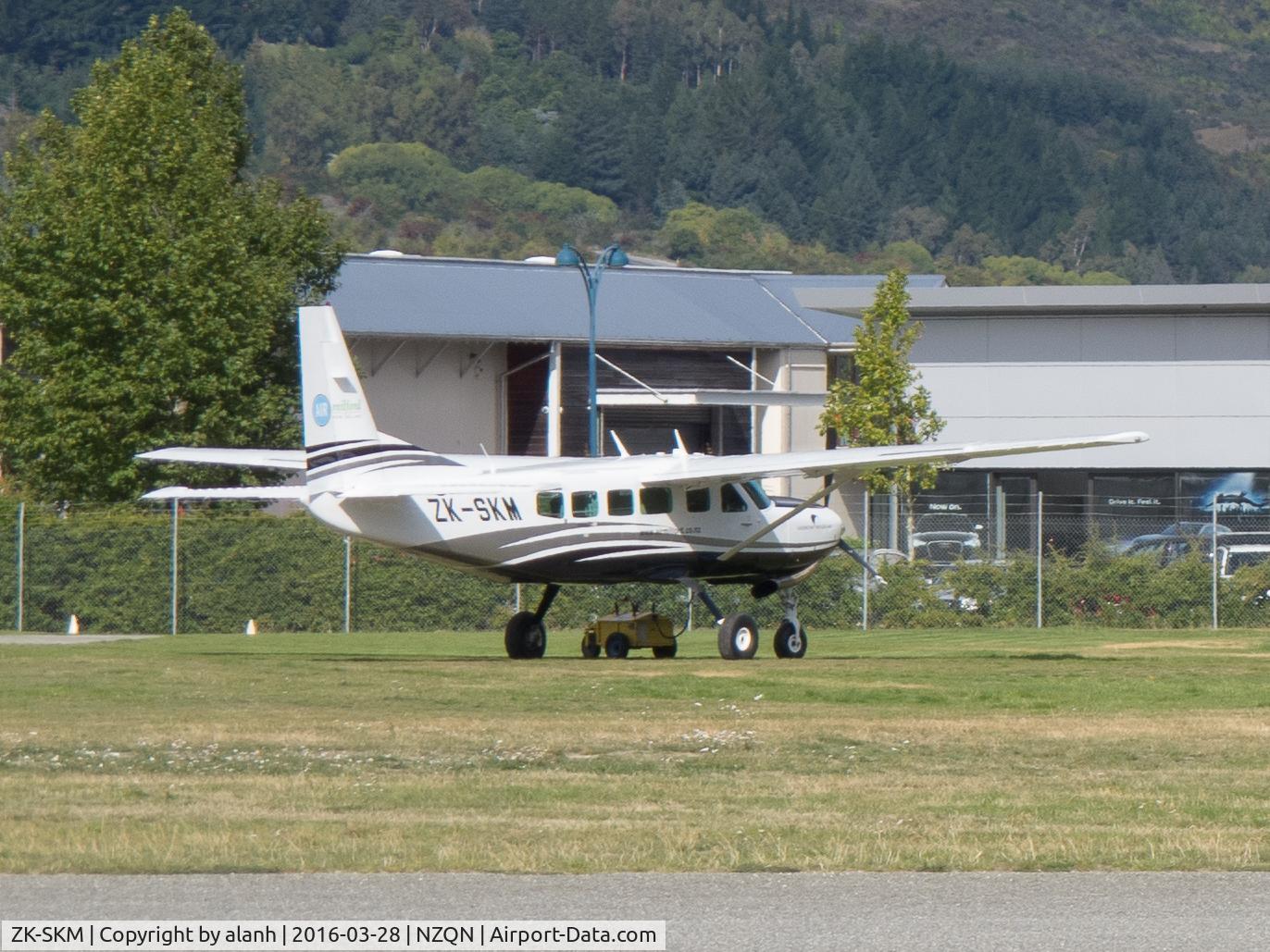 ZK-SKM, 2015 Cessna 208 Caravan I C/N 208-00581, Parked at Queenstown