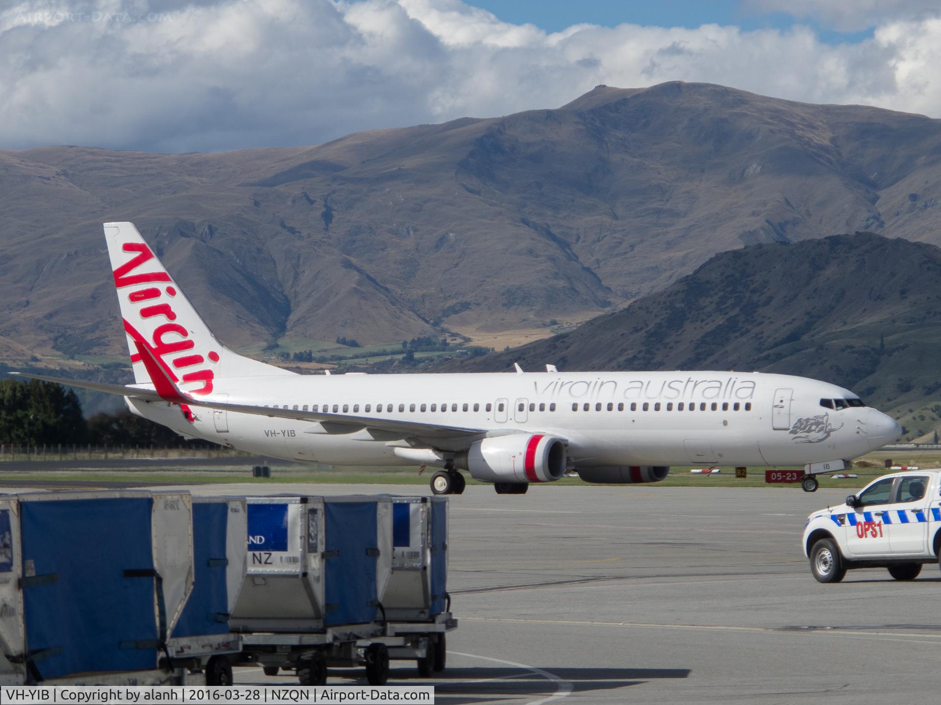 VH-YIB, 2011 Boeing 737-8FE C/N 37825, Taxying at Queenstown on arrival from Brisbane