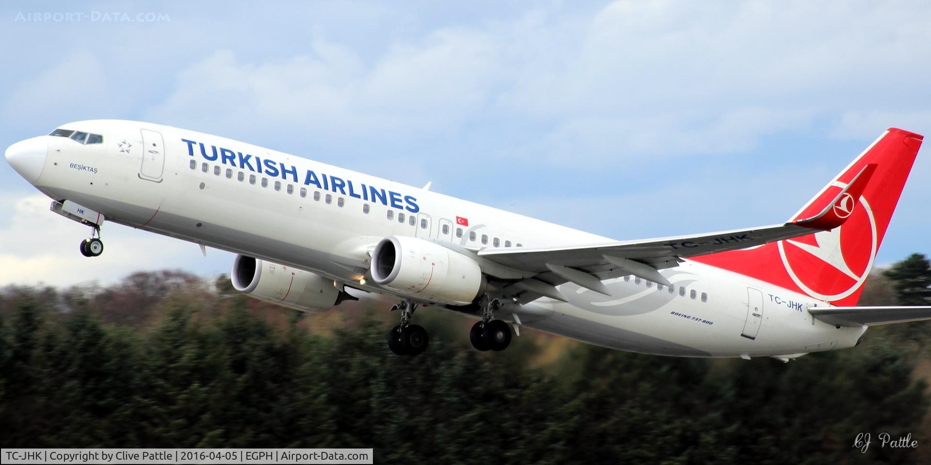 TC-JHK, 2011 Boeing 737-8F2 C/N 40975, EGPH/EDI Edinburgh departure