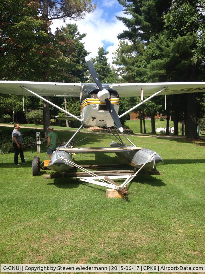 C-GNUI, 1975 Cessna A185F Skywagon 185 C/N 18502719, Being cleaned