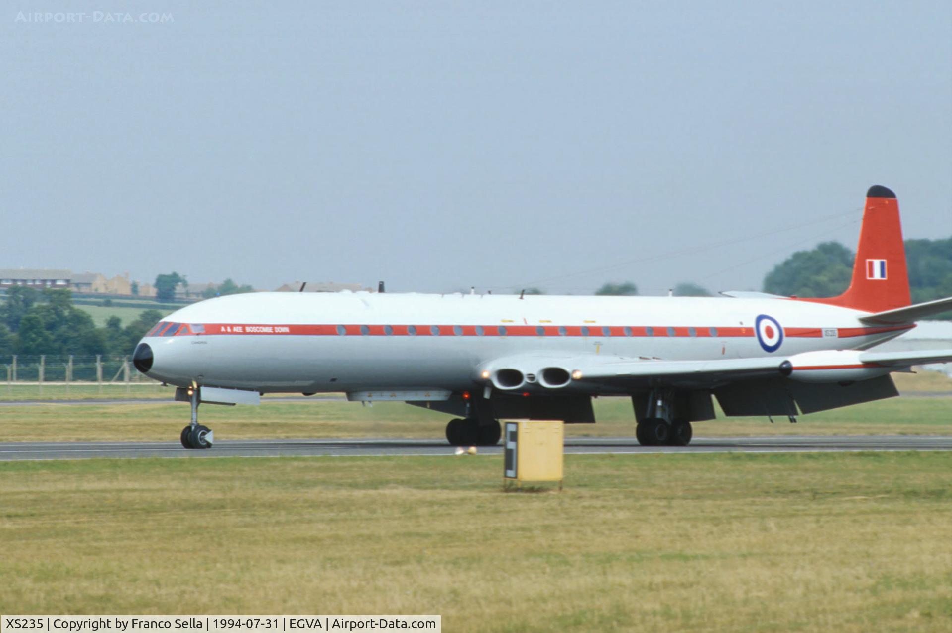 XS235, 1963 De Havilland DH.106 Comet 4C C/N 6473, De Havilland DH.106 Comet 4C at the 1994 Royal International Air Tattoo, Fairford UK