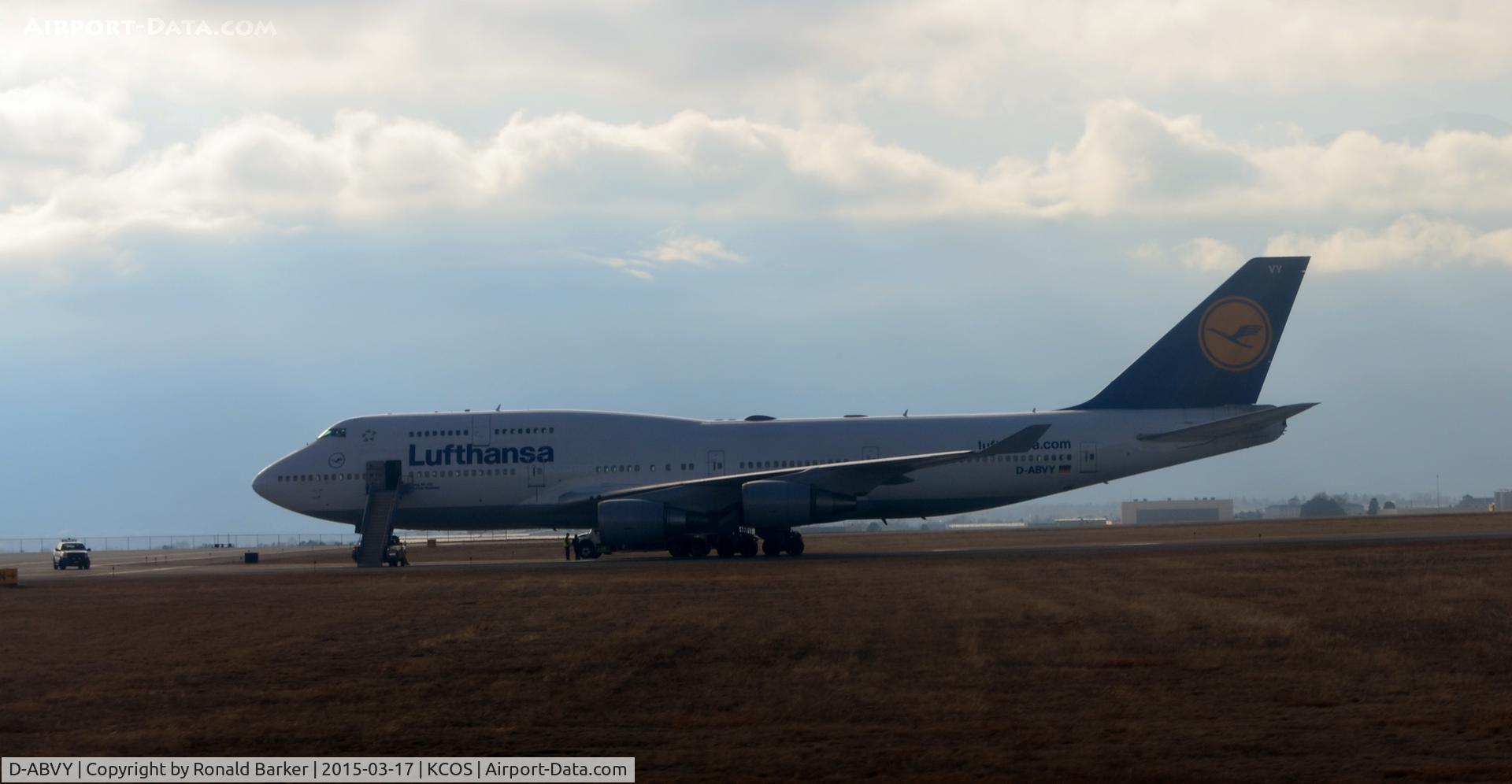 D-ABVY, 2000 Boeing 747-430 C/N 29869, Weather divert to COS from Denver