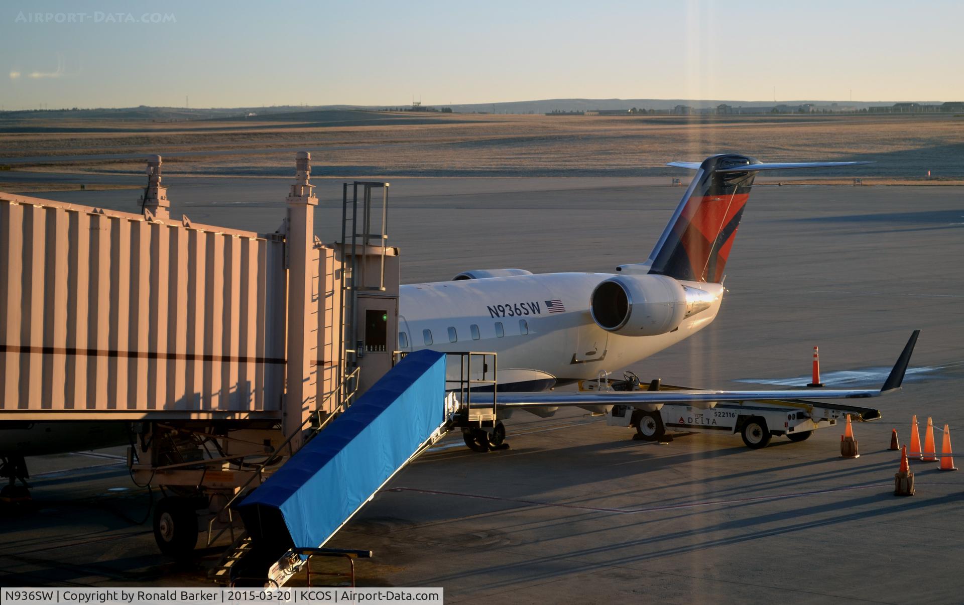N936SW, 2002 Bombardier CRJ-200LR (CL-600-2B19) C/N 7726, At  the gate COS