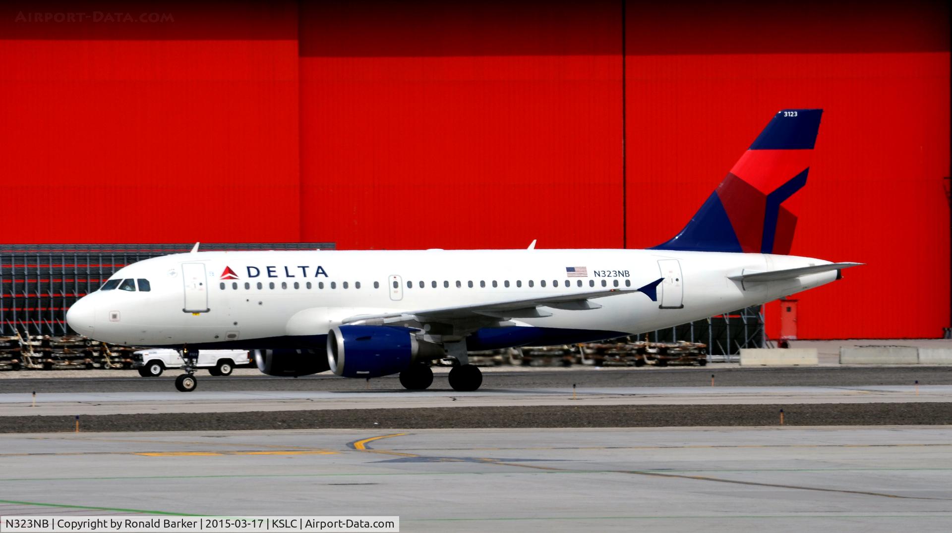 N323NB, 2001 Airbus A319-114 C/N 1453, Taxi SLC