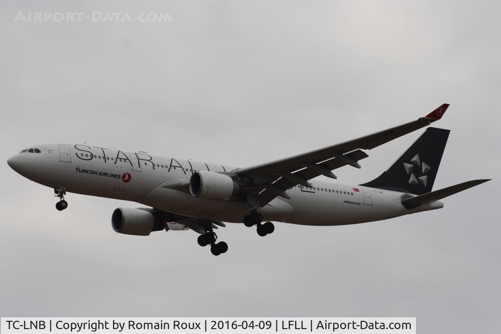 TC-LNB, 2008 Airbus A330-223 C/N 939, Landing