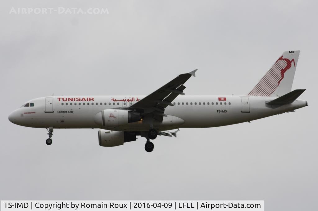 TS-IMD, 1991 Airbus A320-211 C/N 0205, Landing