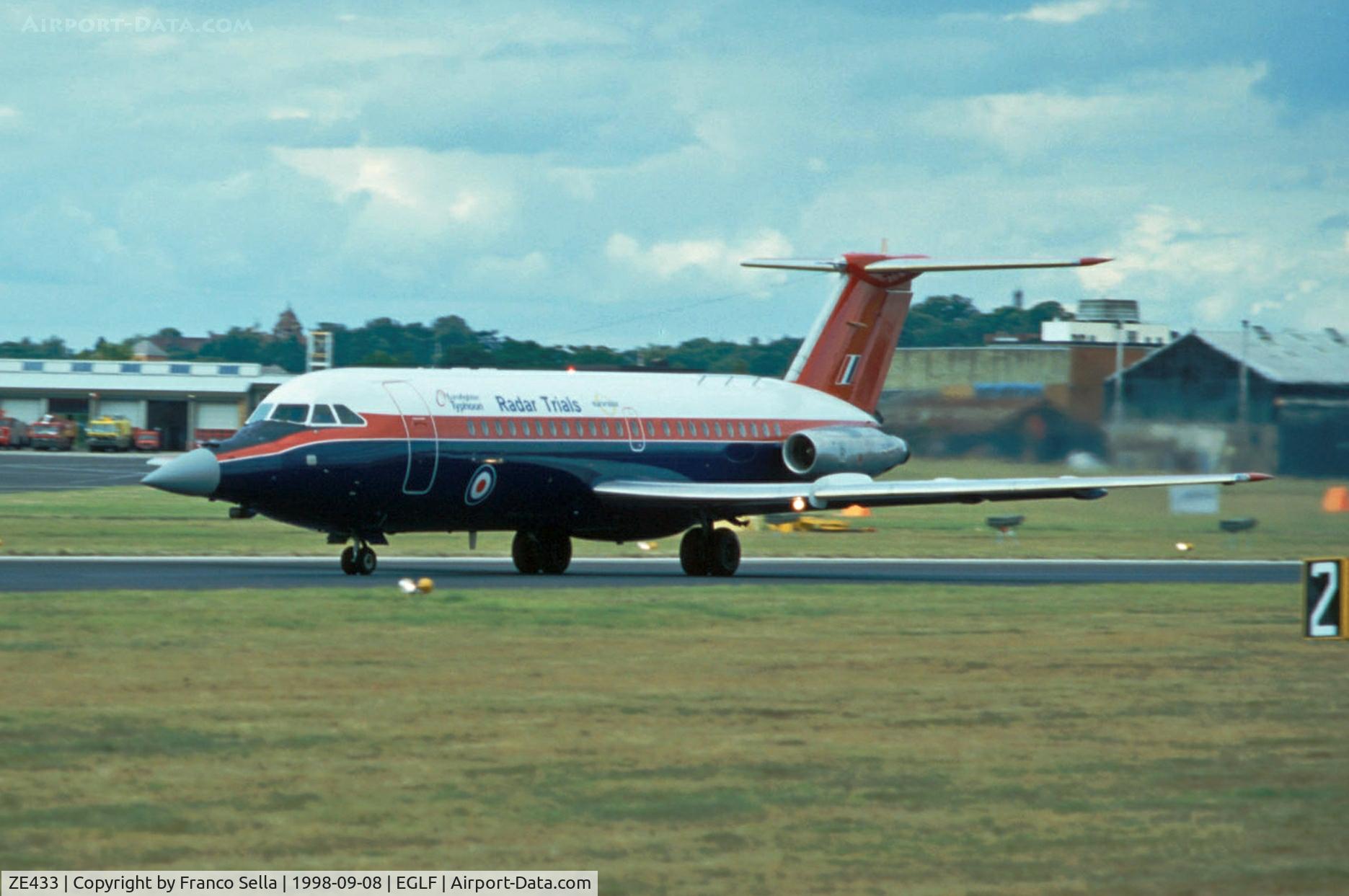 ZE433, 1972 BAC 111-479FE One-Eleven C/N BAC.245, BAC 1-11 One Eleven ZE433 at the 1998 Farnborough Air Show. Used by DRA (now QinetiQ) for in flight testing of the Eurofighter Typhoon's Captor radar