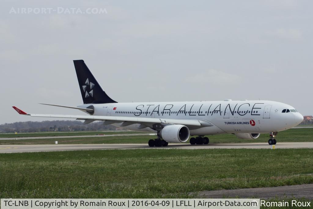TC-LNB, 2008 Airbus A330-223 C/N 939, Taxiing