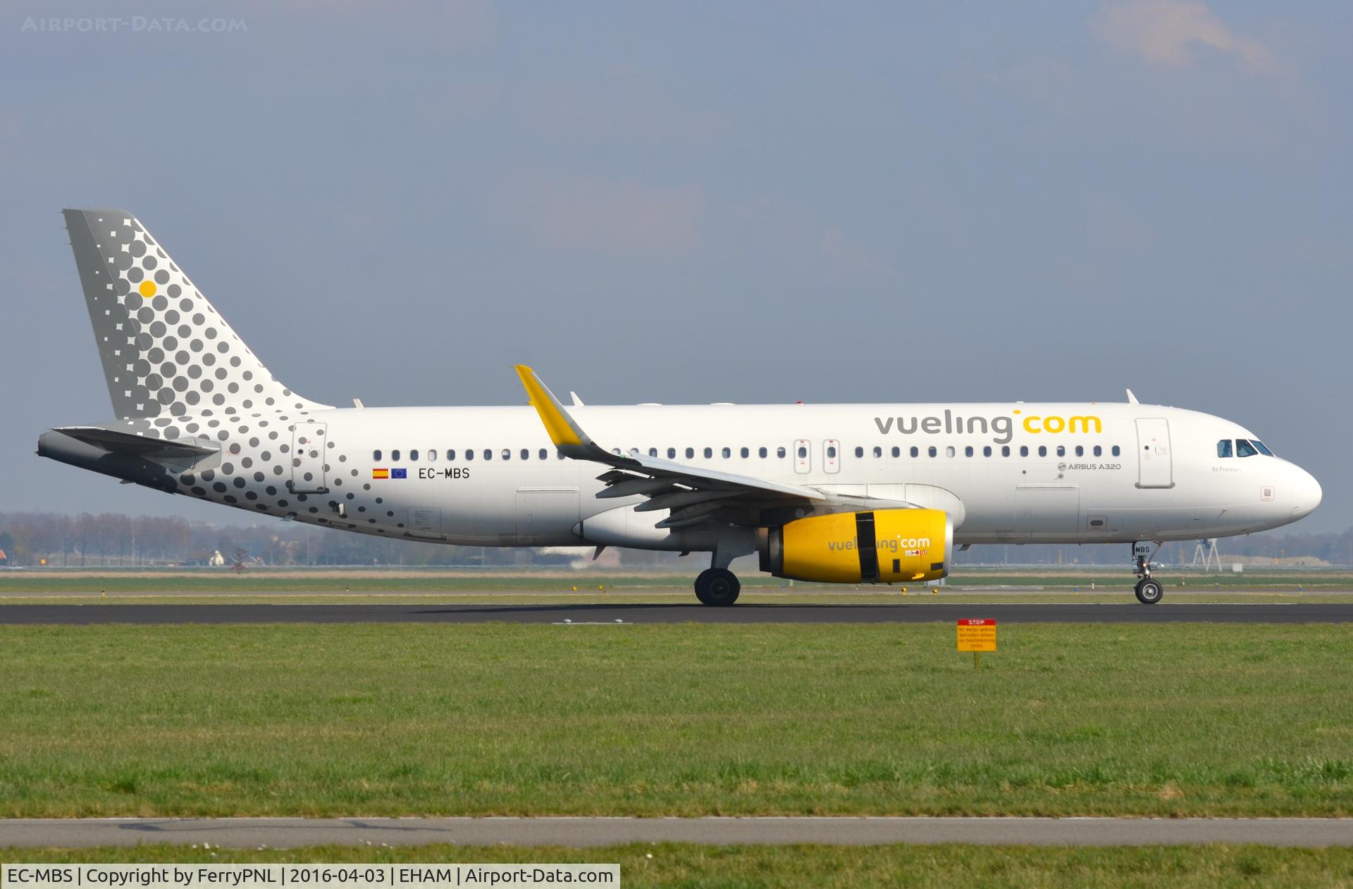 EC-MBS, 2014 Airbus A320-232 C/N 6123, Vueling A320 arriving in AMS