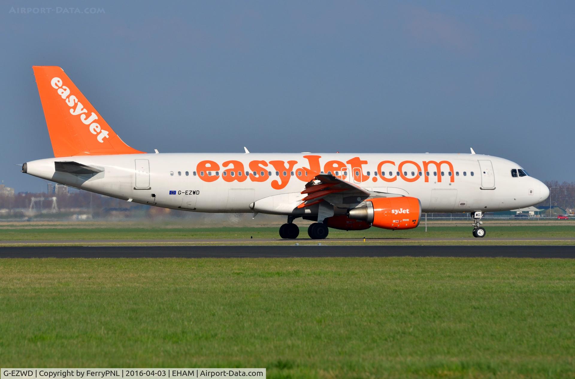 G-EZWD, 2012 Airbus A320-214 C/N 5249, A320 landing in AMS
