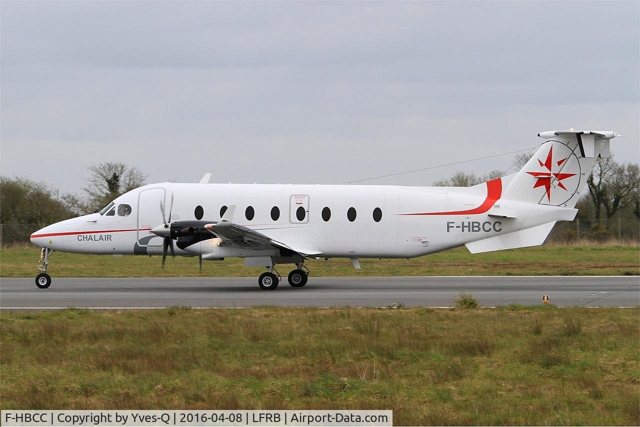 F-HBCC, 1999 Beech 1900D C/N UE-350, Beech 1900D, Taxiing to holding point rwy 25L, Brest-Bretagne Airport (LFRB-BES)