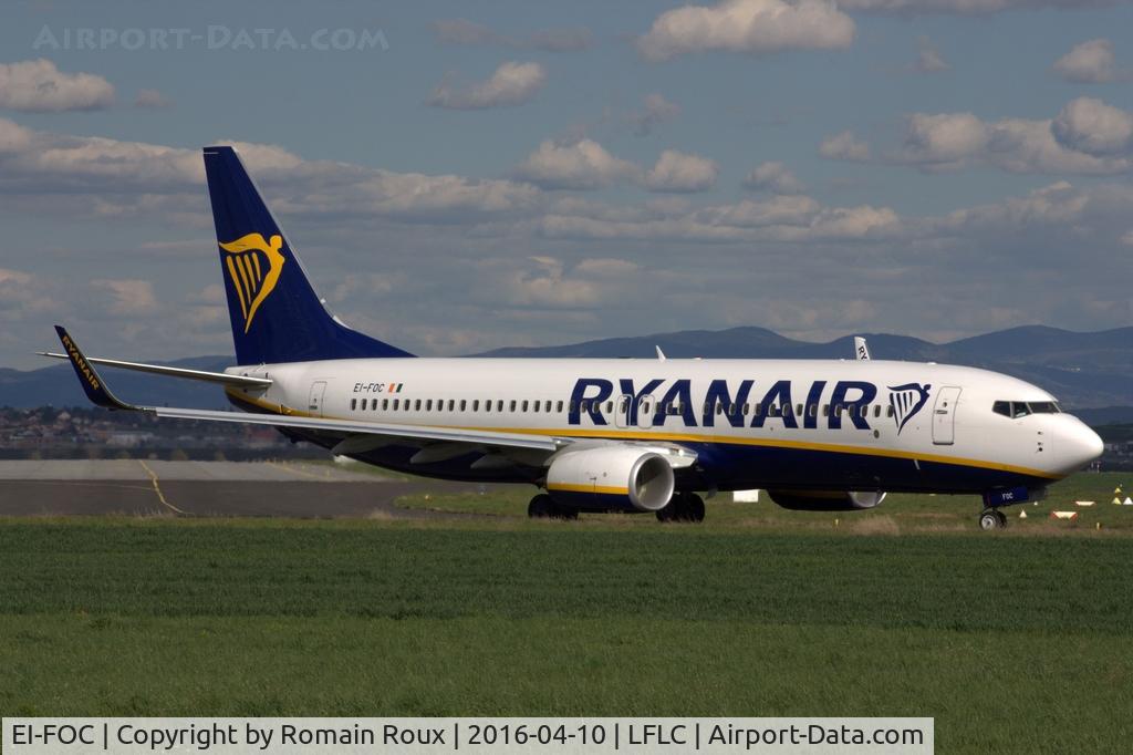 EI-FOC, 2016 Boeing 737-8AS C/N 44714, Take off to Porto