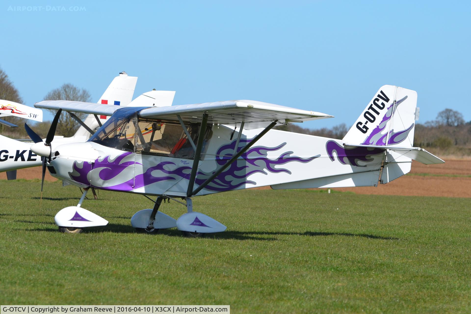 G-OTCV, 2004 Best Off Skyranger Swift 912S(1) C/N BMAA/HB/436, Parked at Northrepps.