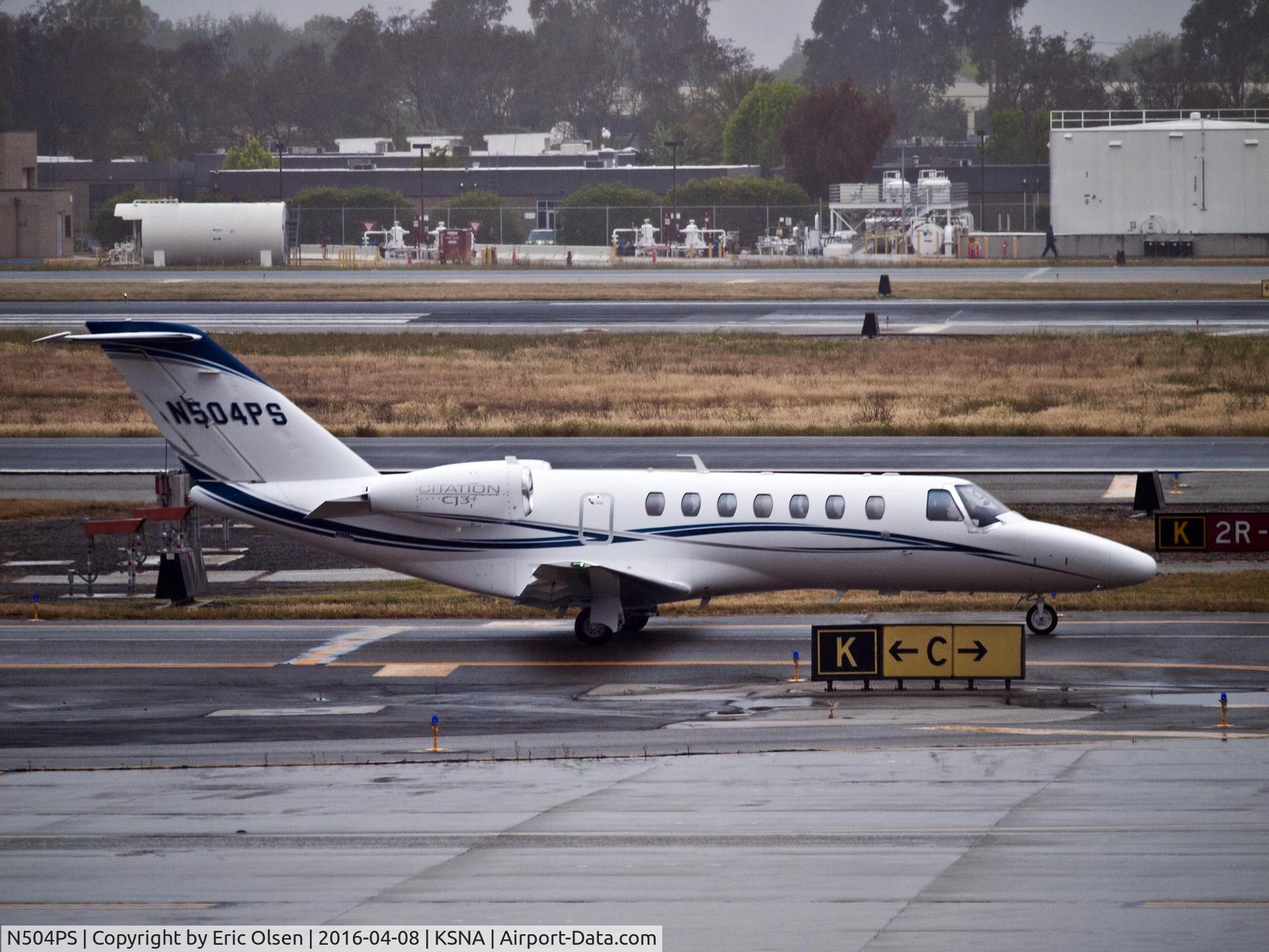 N504PS, 2015 Cessna 525B CitationJet CJ3 C/N 525B0466, Cessna 525B taxing by for takeoff.