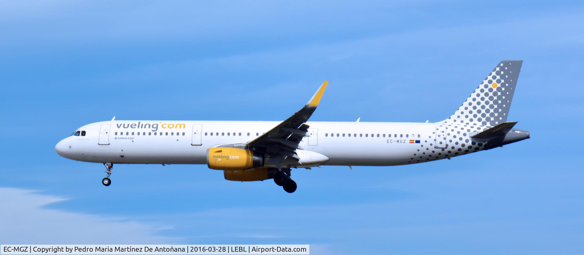 EC-MGZ, 2015 Airbus A321-231 C/N 6660, El Prat -  Barcelona  -  España