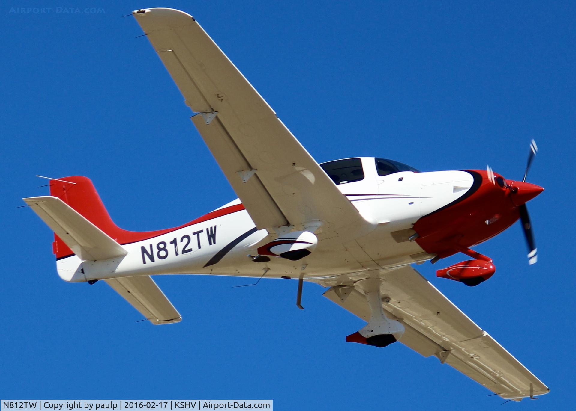 N812TW, 2015 Cirrus SR22 C/N 4189, At Shreveport Regional.
