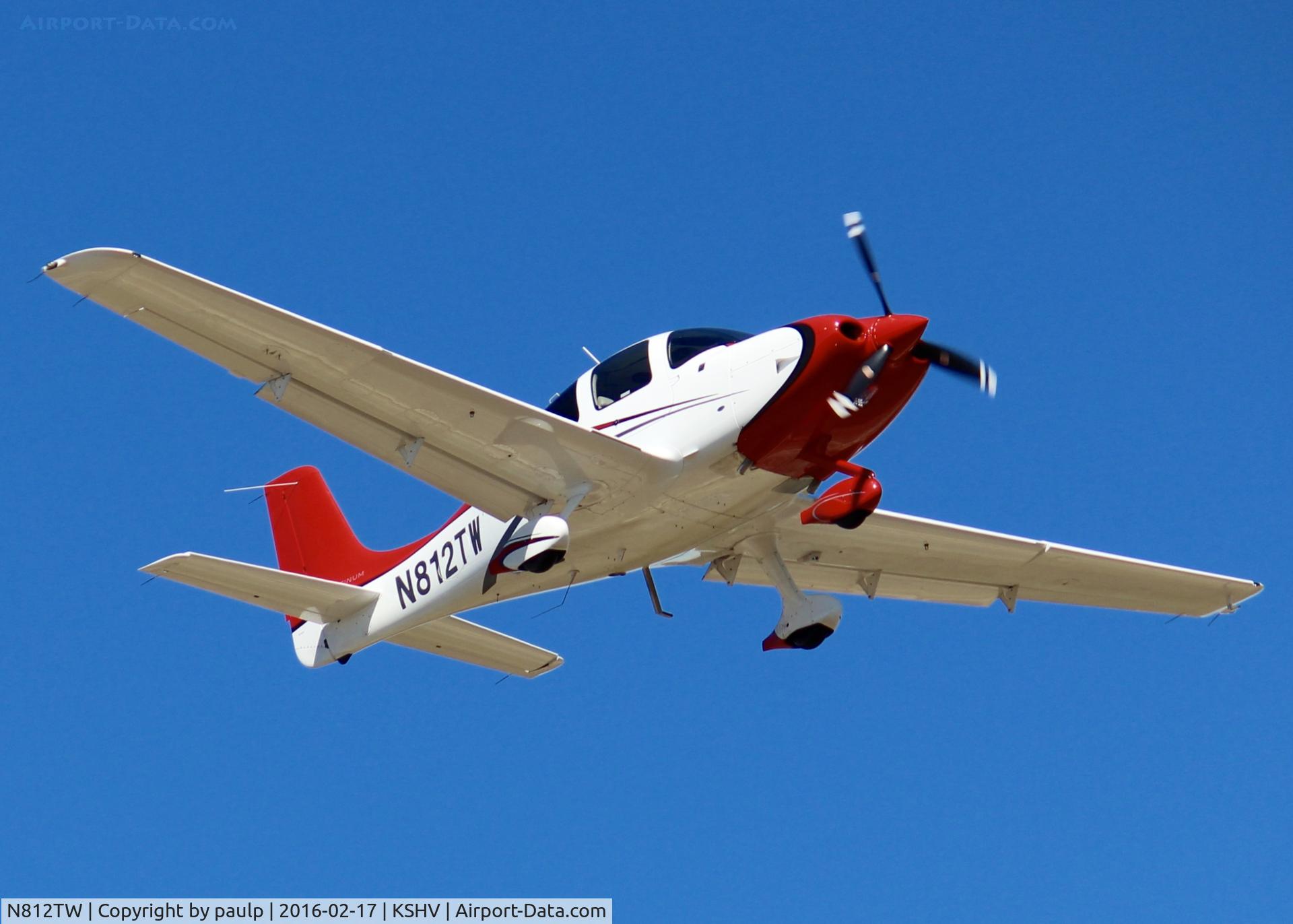N812TW, 2015 Cirrus SR22 C/N 4189, At Shreveport Regional.