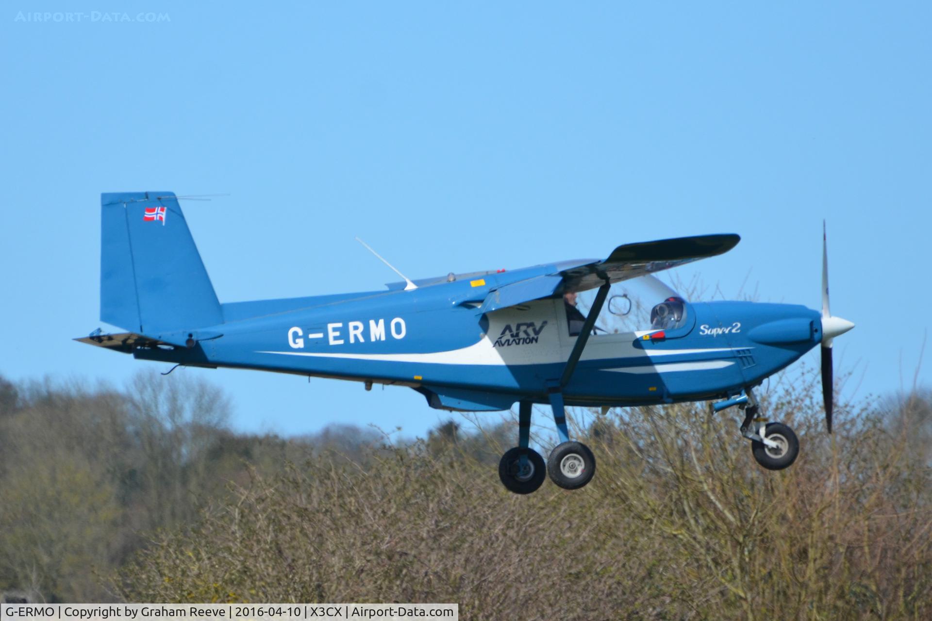 G-ERMO, 1986 ARV ARV1 Super 2 C/N 018, Landing at Northrepps.