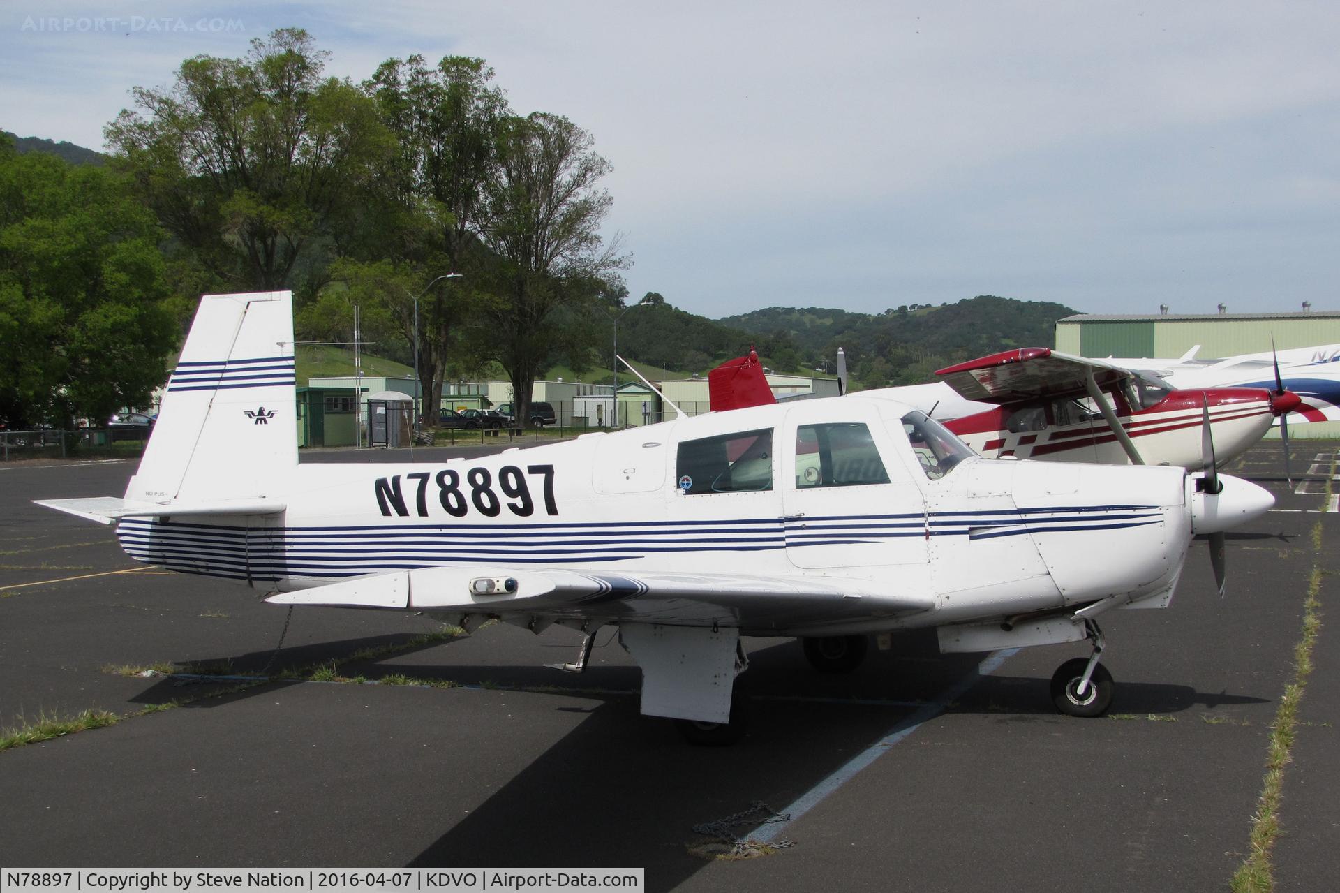 N78897, 1964 Mooney M20C Ranger C/N 2912, Fresno, CA-based 1964 Mooney M20C visiting Gnoss Field, Novato, CA