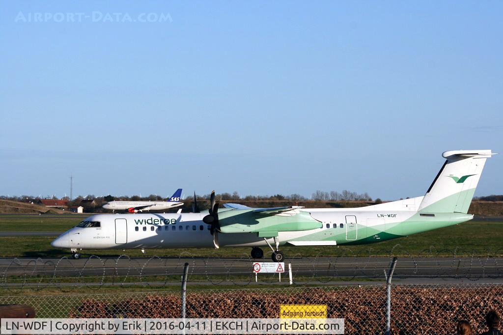 LN-WDF, 2009 De Havilland Canada DHC-8-402Q Dash 8 C/N 4244, LN-WDF just arrived rw 04L