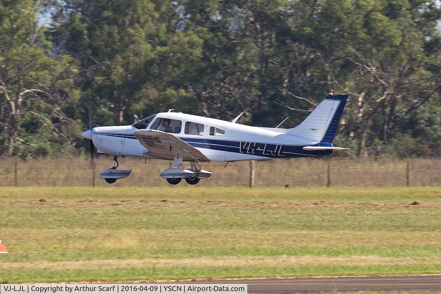 VJ-LJL, 1976 Piper PA-28-151 C/N 28-7615191, Camden NSW April 2016