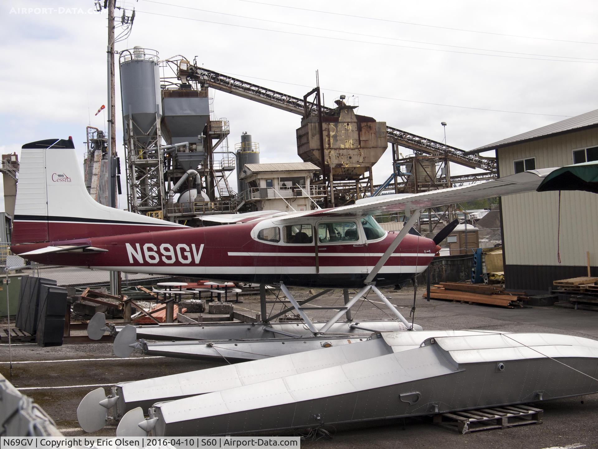 N69GV, 1975 Cessna A185F Skywagon 185 C/N 18502725, Cessna 185F at the Kenmore Sea Plane base.