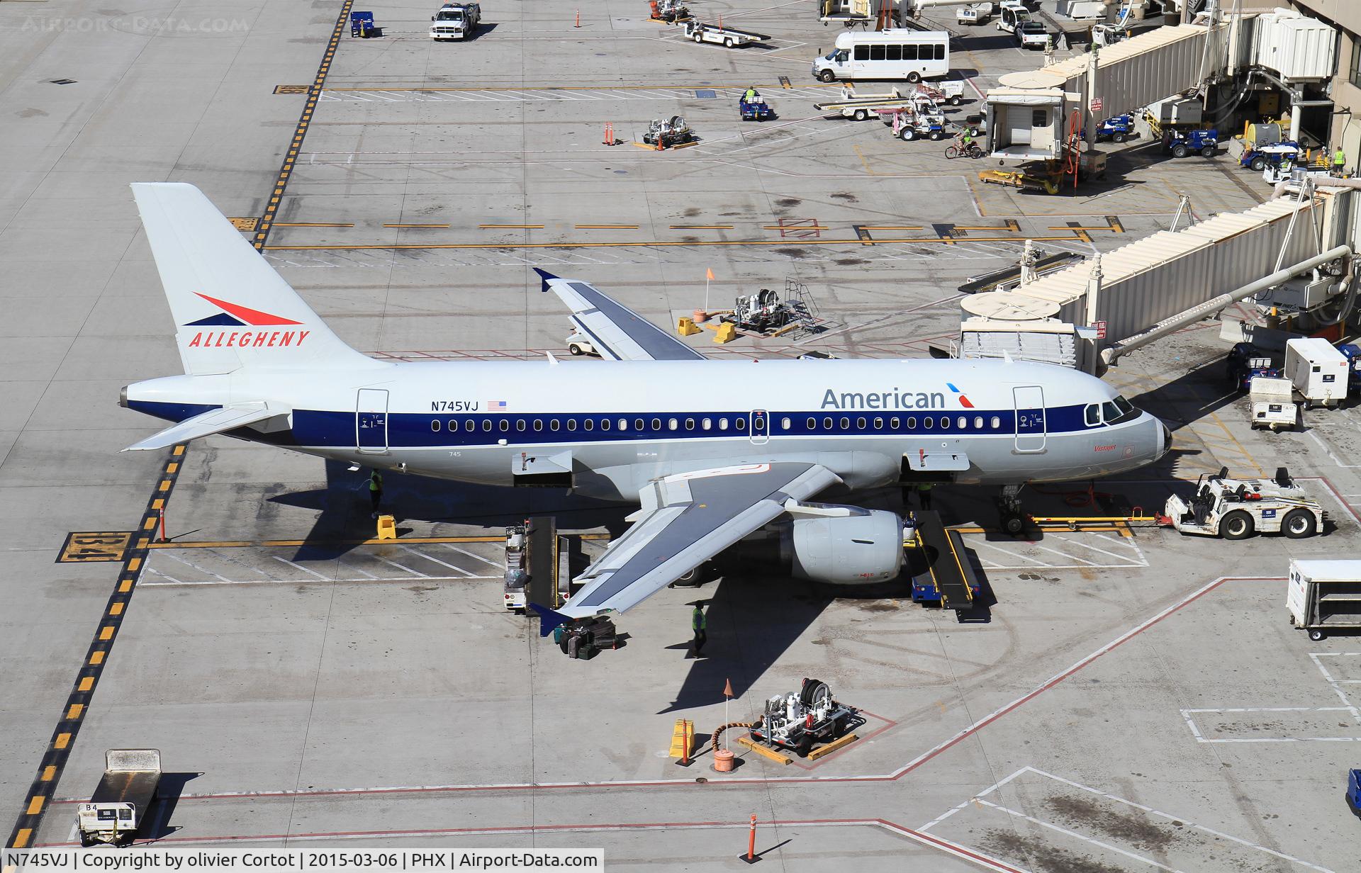 N745VJ, 2000 Airbus A319-112 C/N 1289, Phoenix