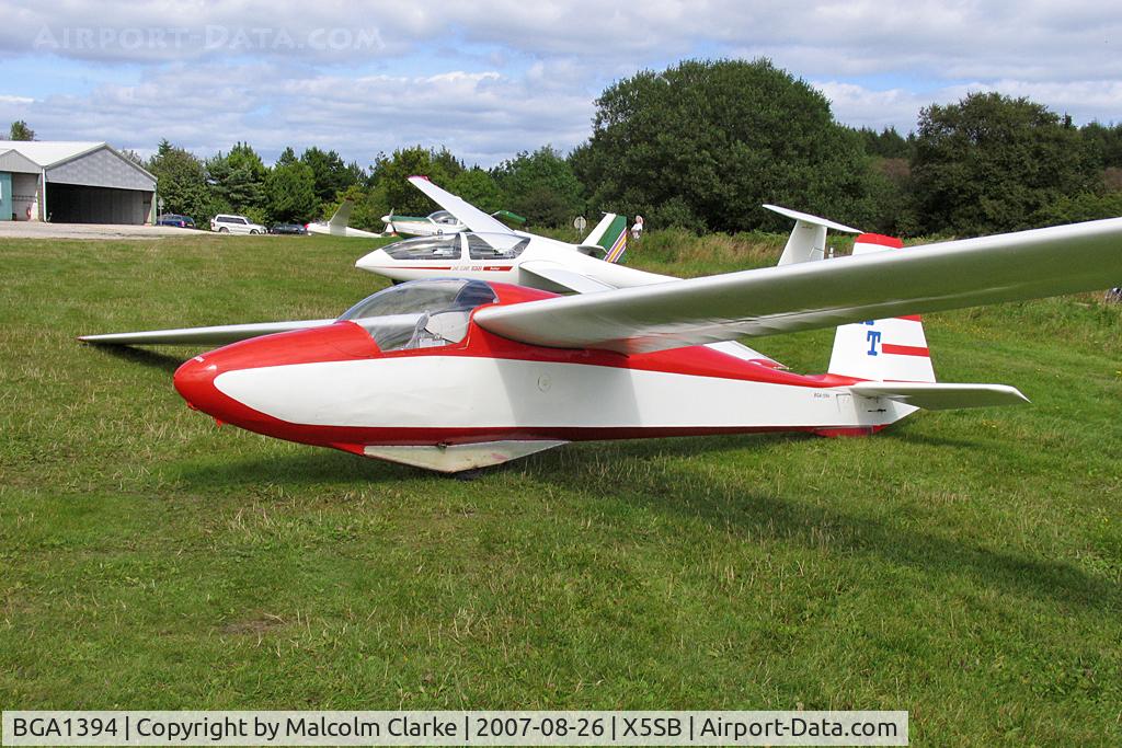 BGA1394, Elliots Of Newbury AP-10-460 Srs 1 C/N EON-S-051, Elliots Of Newbury AP-10-460 Srs 1 at The Yorkshire Gliding Club, Sutton Bank, N Yorks, August 2007.