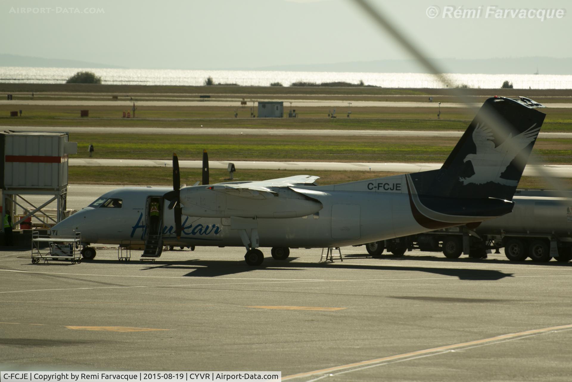 C-FCJE, 1989 De Havilland Canada DHC-8-102 Dash 8 C/N 165, Parked in domestic.