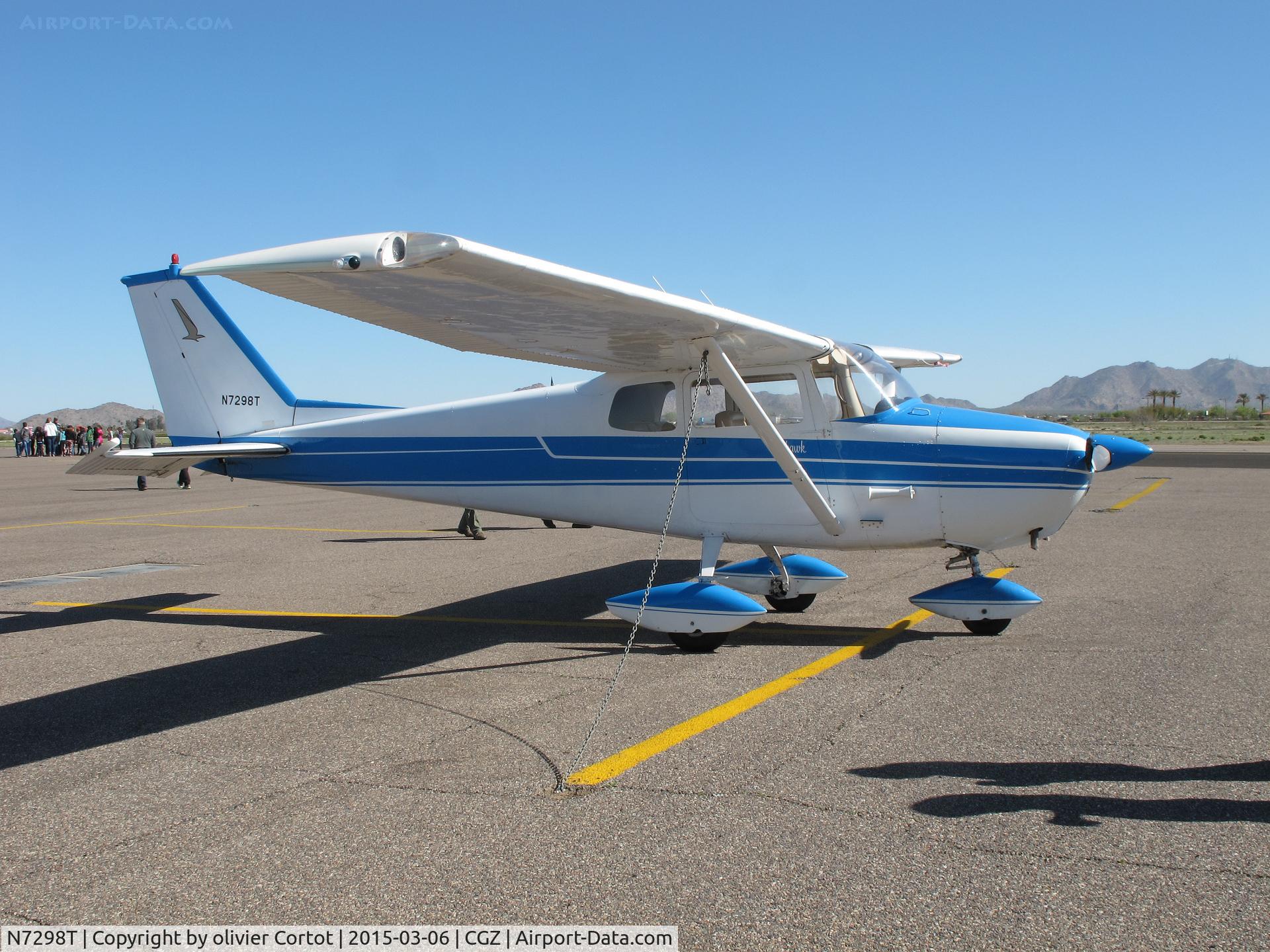 N7298T, 1959 Cessna 172A C/N 46898, cactus fly in