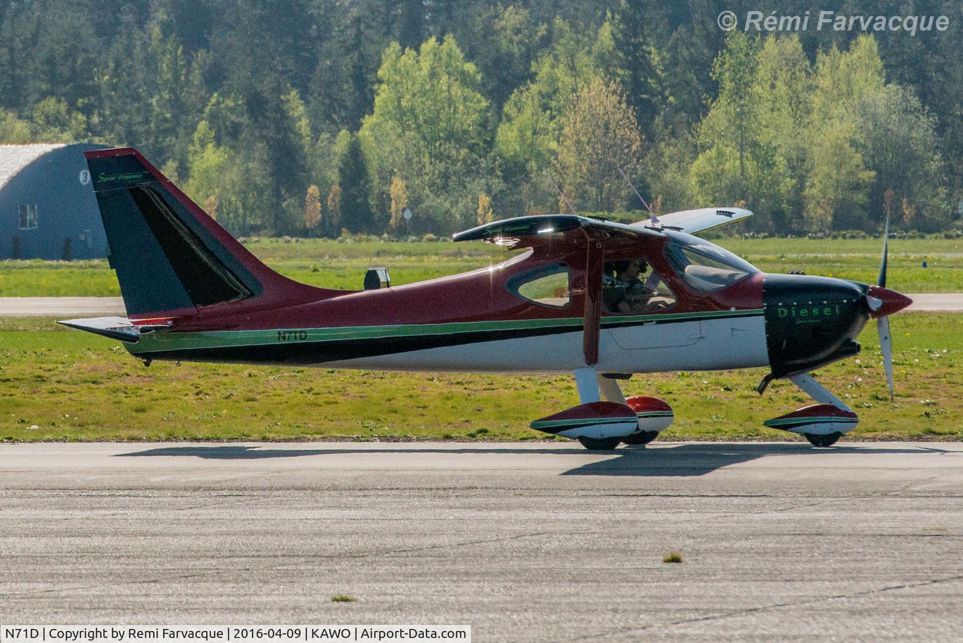 N71D, Glasair GS-2 Sportsman C/N Not found N71D, Taxiing after landing.