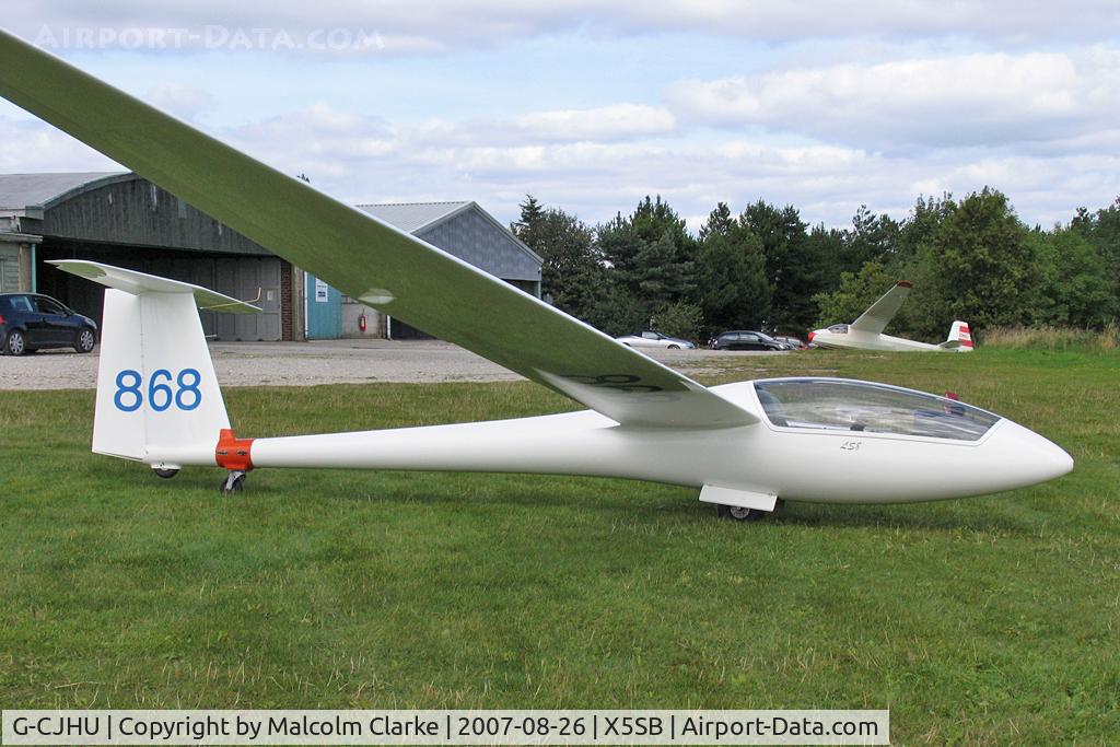 G-CJHU, Rolladen-Schneider LS-8-18 C/N 8197, Rolladen-Schneider LS-8-18 at The Yorkshire Gliding Club, Sutton Bank, North Yorkshire in 2007.