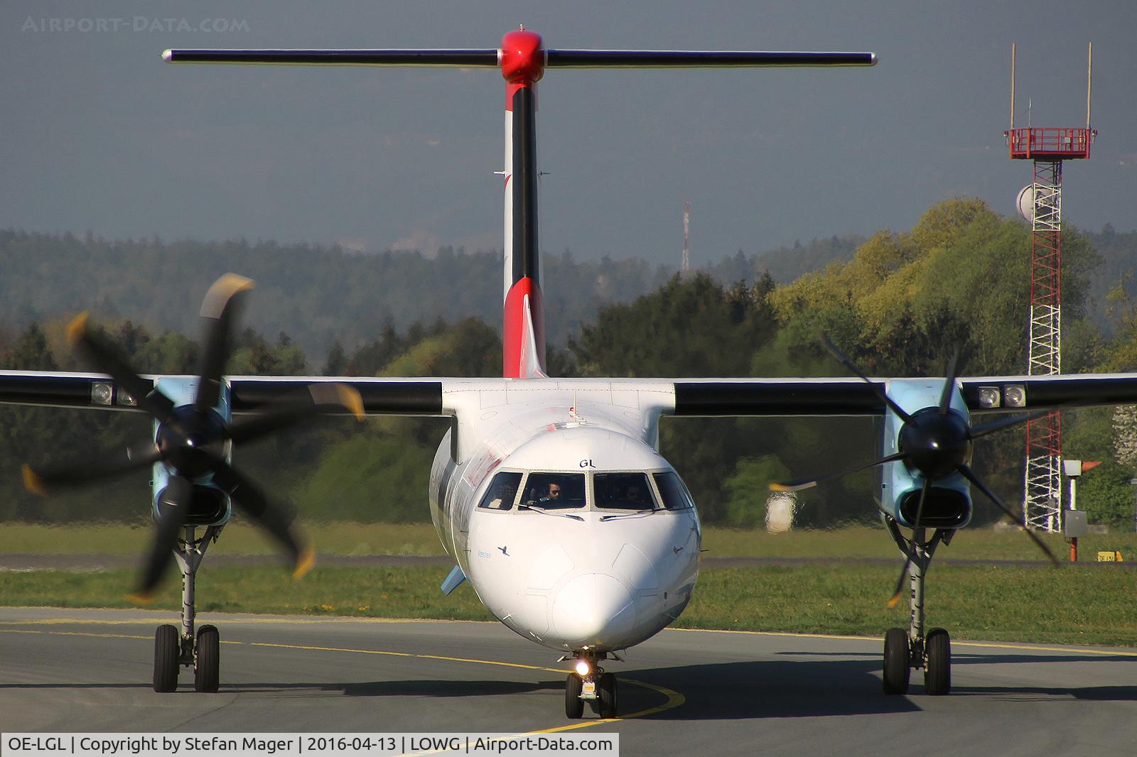 OE-LGL, 2010 De Havilland Canada DHC-8-402Q Dash 8 C/N 4310, Austrian Dash 8-400 arriving from STR @GRZ