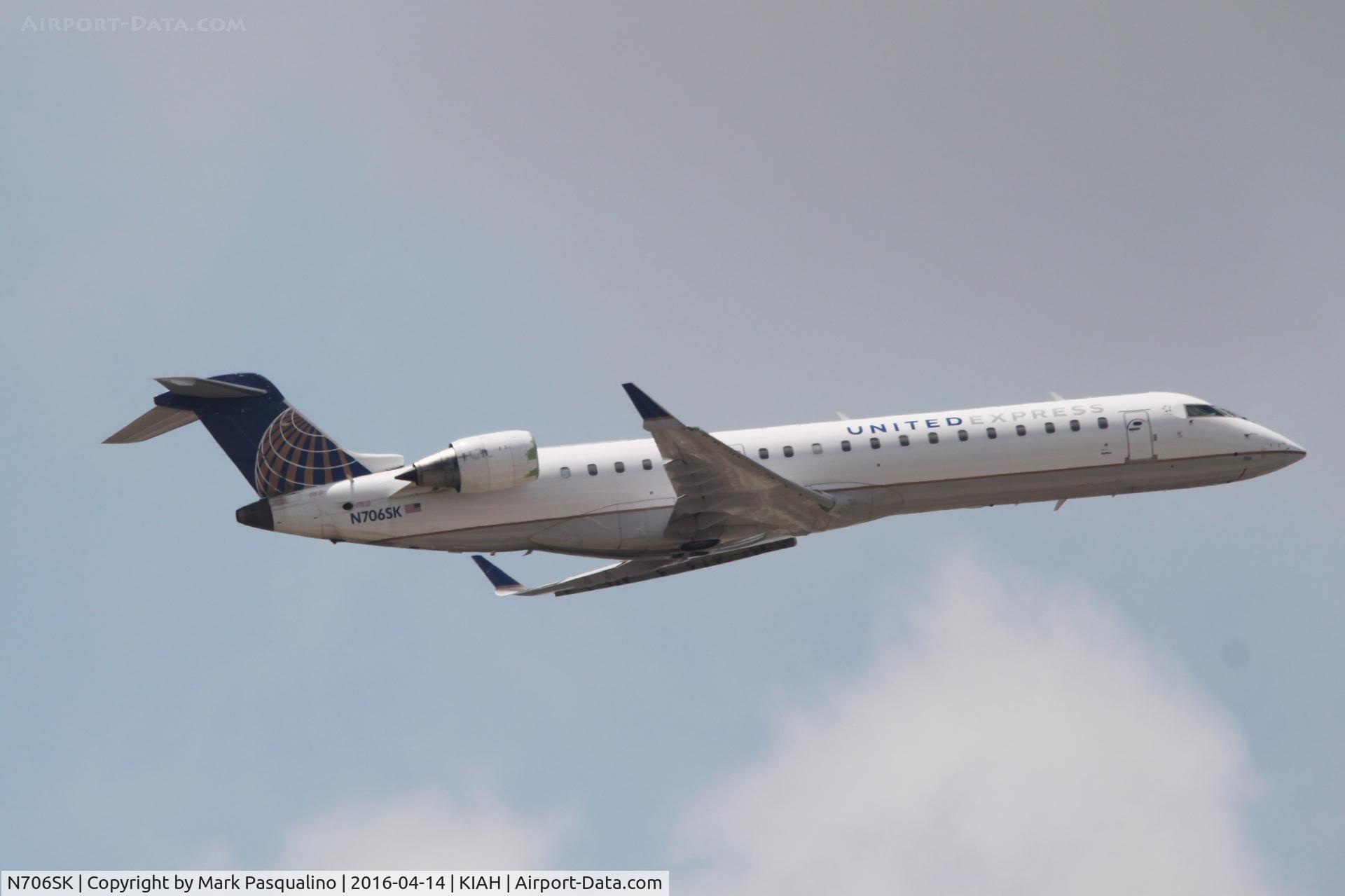 N706SK, 2004 Bombardier CRJ-701 (CL-600-2C10) Regional Jet C/N 10149, CL-600-2C10