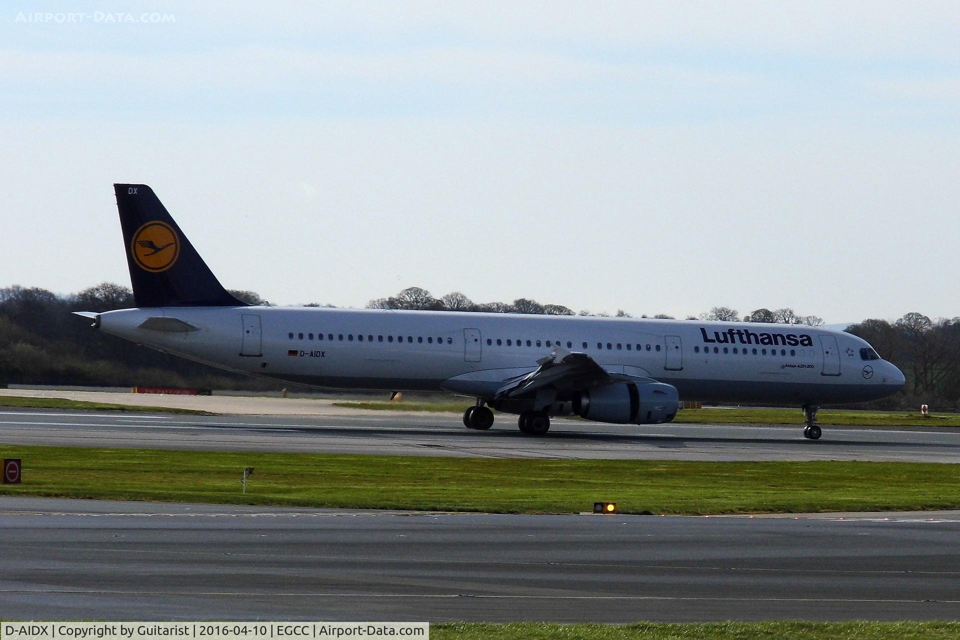 D-AIDX, 2015 Airbus A321-231 C/N 6451, At Manchester