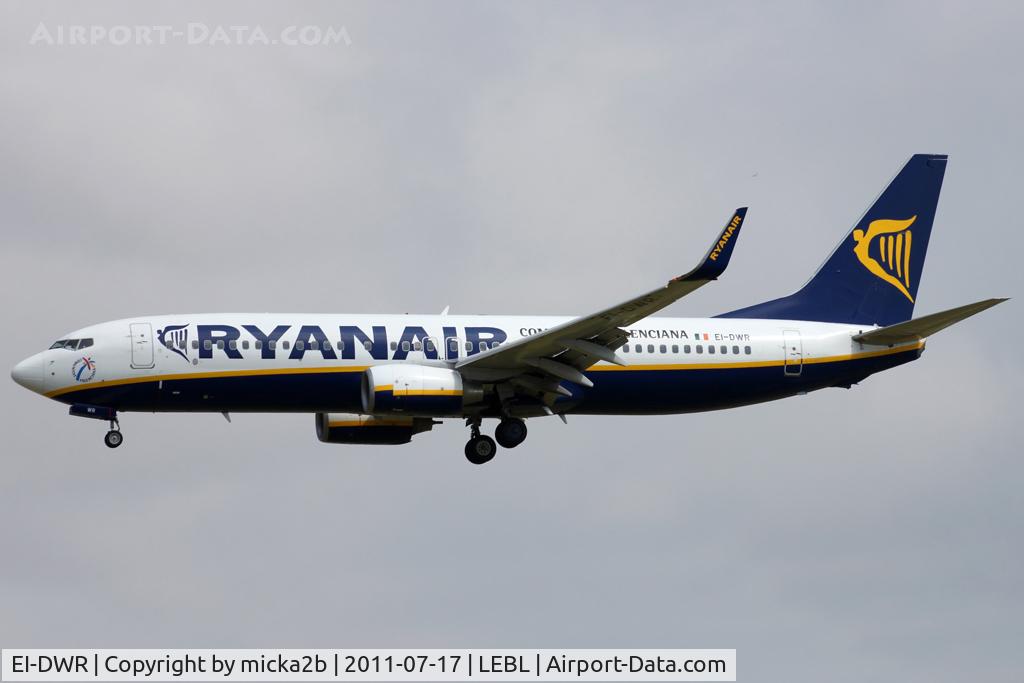 EI-DWR, 2007 Boeing 737-8AS C/N 36081, Landing