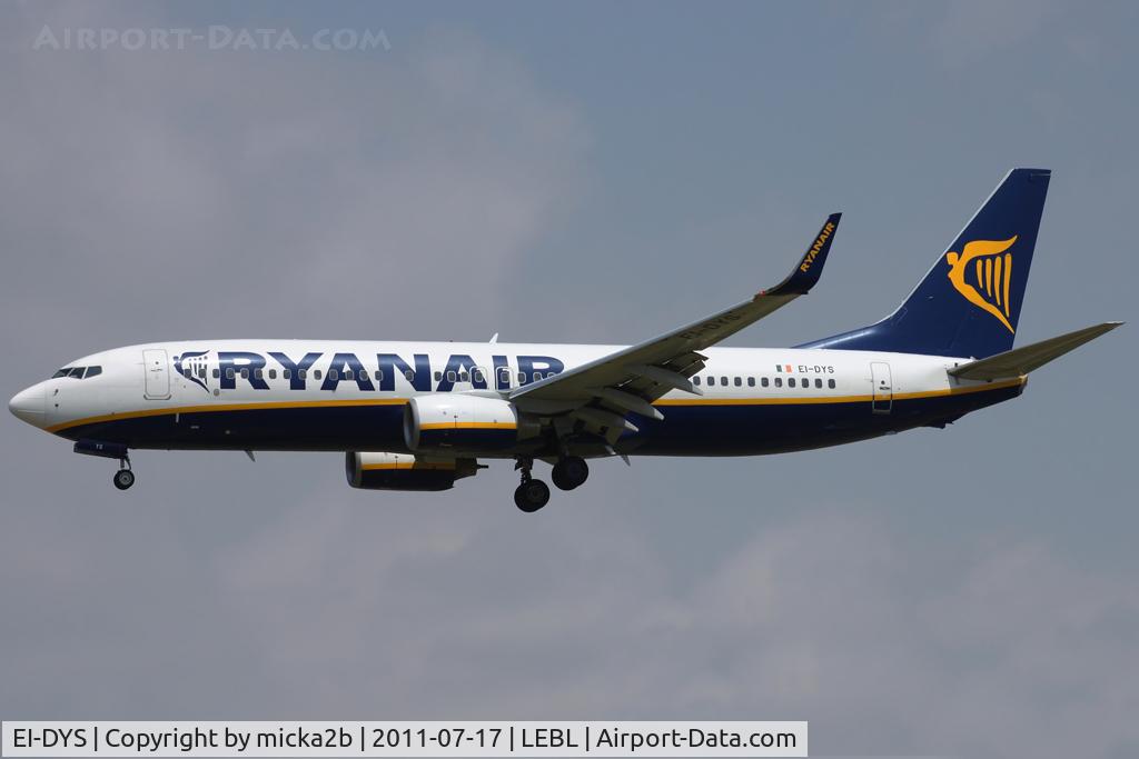 EI-DYS, 2008 Boeing 737-8AS C/N 37514, Landing