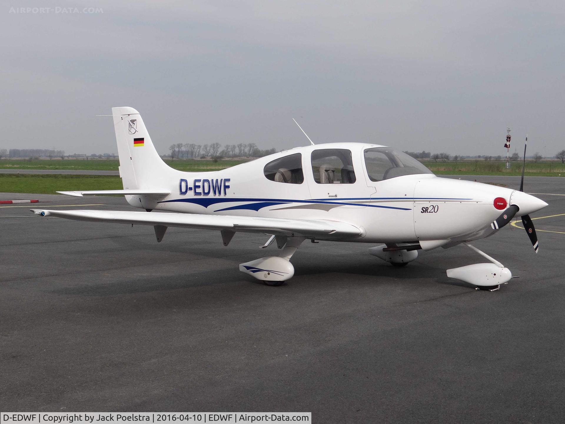 D-EDWF, Cirrus SR-20 G3 C/N 1418, D-EDWF at Leer Airport Germany