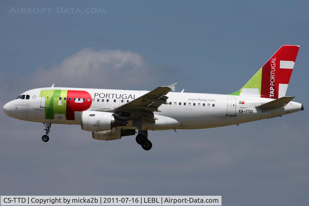 CS-TTD, 1998 Airbus A319-111 C/N 790, Landing. Scrapped in february 2020.