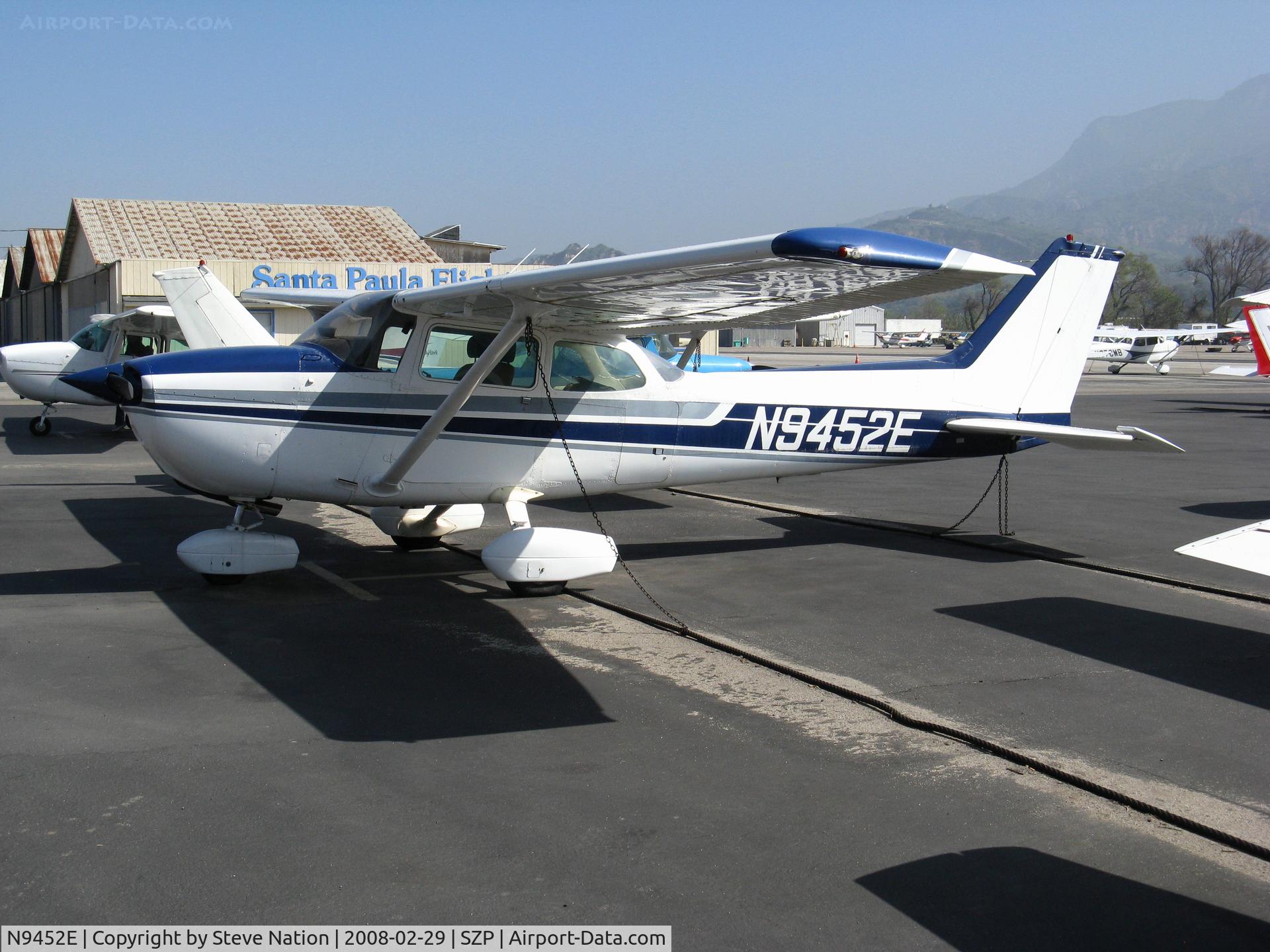 N9452E, 1979 Cessna 172N C/N 17272268, Locally-based 1979 Cessna 172N @ Santa Paula Municipal Airport, CA
